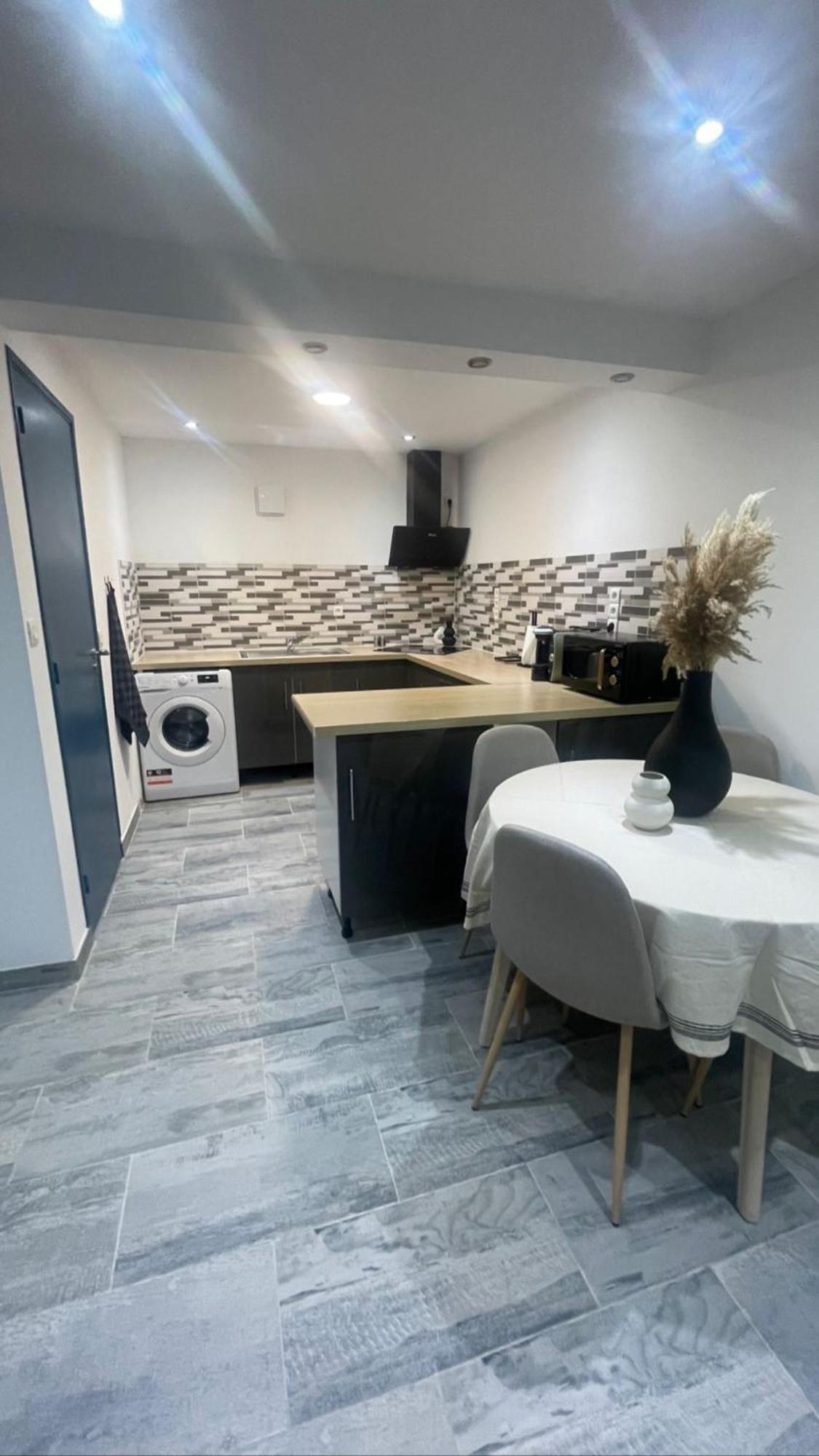 Appartement Neuf Marsilia Exterior foto